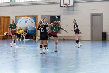 Bild 296 - wBJ HSG Kremperheide/Muensterdorf - HSG Joerl-Doppeleiche Vioel : Ergebnis: 34:23